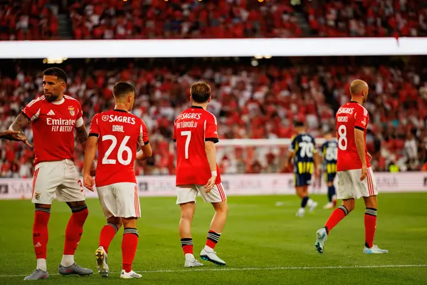 Kerem Akturkoglu, SL Benfica ile Fenerbahçe SK (Maciej Rogowski) arasında oynanan Eusebio Cup maçında gol attıktan sonra kutlama yaparken görüldü.)