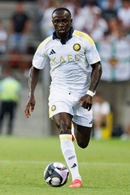 Al-Nassr Futbol Kulübü ve Rio Ave FC (Maciej Rogowski) arasındaki dostça maç sırasında Sadio Mane görüldü.)