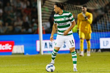  Giorgi Kochorashvili, Liga Portekiz maçı sırasında Estadio Belediyesi Rio Maior 'daki Casa Pia ve Sporting CP takımları arasında görüldü (Maciej Rogowski)