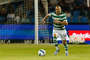  Giorgi Kochorashvili, Liga Portekiz maçı sırasında Estadio Belediyesi Rio Maior 'daki Casa Pia ve Sporting CP takımları arasında görüldü (Maciej Rogowski)