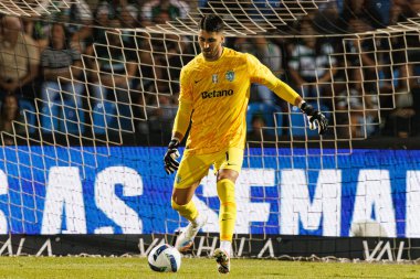 Rui Silva, Liga Portekiz maçı sırasında Estadio Belediyesi Rio Maior 'daki Casa Pia ve Sporting CP takımları arasında görüldü (Maciej Rogowski)