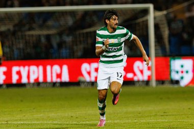 Francisco Trincao, Liga Portekiz maçı sırasında Estadio Belediyesi Rio Maior 'daki Casa Pia ve Sporting CP takımları arasında görüldü (Maciej Rogowski)