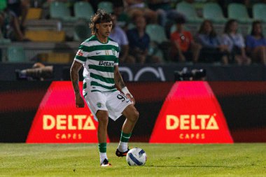 Ricardo Mangas, Liga Portekiz maçı sırasında Estadio Belediyesi Rio Maior 'daki Casa Pia ve Sporting CP takımları arasında görüldü (Maciej Rogowski)