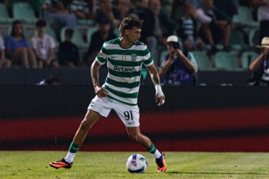 Ricardo Mangas, Liga Portekiz maçı sırasında Estadio Belediyesi Rio Maior 'daki Casa Pia ve Sporting CP takımları arasında görüldü (Maciej Rogowski)