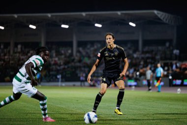 Fahem Benaissa-Yahia, Liga Portekiz maçı sırasında Estadio Belediyesi Rio Maior 'daki Casa Pia ve Sporting CP takımları arasında görüldü (Maciej Rogowski)