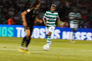  Liga Portekiz maçı sırasında Estadio Belediyesi Rio Maior 'daki Casa Pia ve Sporting CP takımları arasında görülen Geny Catamo (Maciej Rogowski)