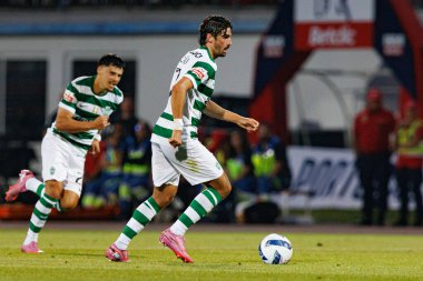 Francisco Trincao, Liga Portekiz maçı sırasında Estadio Belediyesi Rio Maior 'daki Casa Pia ve Sporting CP takımları arasında görüldü (Maciej Rogowski)