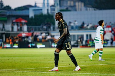 Kelian Nsona, Liga Portekiz maçı sırasında Estadio Belediyesi Rio Maior 'da Casa Pia ve Sporting CP takımları arasında görüldü (Maciej Rogowski)