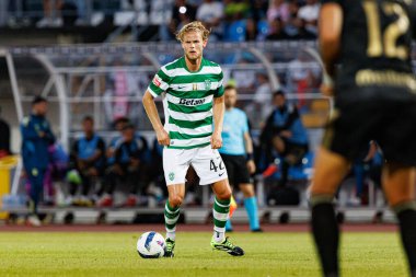 Morten Hjulmand, Liga Portekiz maçı sırasında Estadio Belediyesi Rio Maior 'daki Casa Pia ve Sporting CP takımları arasında görüldü (Maciej Rogowski)