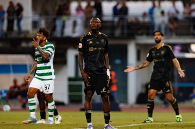 Duplexe Tchamba, Liga Portekiz maçı sırasında Estadio Belediyesi Rio Maior 'daki Casa Pia ve Sporting CP takımları arasında görüldü (Maciej Rogowski)