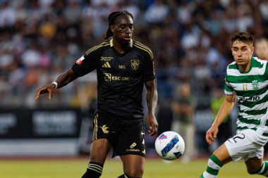 Kelian Nsona, Liga Portekiz maçı sırasında Estadio Belediyesi Rio Maior 'da Casa Pia ve Sporting CP takımları arasında görüldü (Maciej Rogowski)