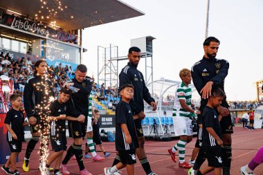 Yassin Oukili ve Joao Goulart, Liga Portekiz maçı sırasında Estadio Municipal Rio Maior 'daki Casa Pia ve Sporting CP takımları arasında görüldü (Maciej Rogowski)