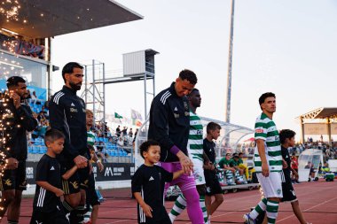 Joao Goulart ve Patrick Sequeira, Liga Portekiz maçı sırasında Estadio Municipal Rio Maior 'daki Casa Pia ve Sporting CP takımları arasında görüldü (Maciej Rogowski)