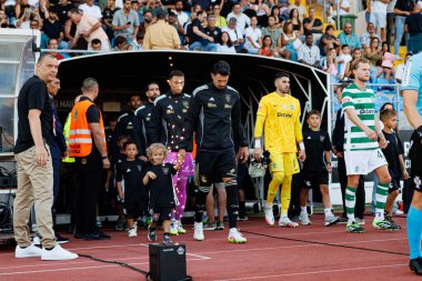 Estadio Belediyesi Rio Maior 'da (Maciej Rogowski) Casa Pia ve Sporting CP takımları arasında oynanan Liga Portekiz maçında her iki takımın oyuncuları görülüyor.)