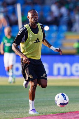 Duplexe Tchamba, Liga Portekiz maçı sırasında Estadio Belediyesi Rio Maior 'daki Casa Pia ve Sporting CP takımları arasında görüldü (Maciej Rogowski)