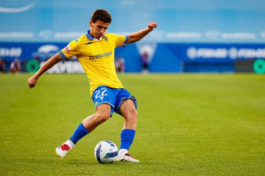 Pedro Carvalho, Liga Portekiz maçı sırasında GD Estoril Praia ve CF Estrela Amadora (Maciej Rogowski)