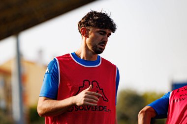 Jordan Holsgrove, Liga Portekiz maçı sırasında GD Estoril Praia ve CF Estrela Amadora (Maciej Rogowski)