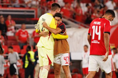 Anatoliy Trubin ve Tiago Gouveia Şampiyonlar Ligi üçüncü tur eleme maçında SL Benfica ve OGC Nice (Maciej Rogowski)