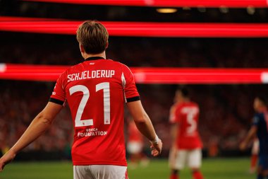 Andreas Schjelderup, Şampiyonlar Ligi üçüncü tur eleme maçında SL Benfica ve OGC Nice (Maciej Rogowski) arasında görüldü.)