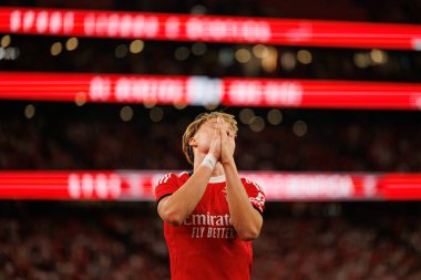 Andreas Schjelderup, Şampiyonlar Ligi üçüncü tur eleme maçında SL Benfica ve OGC Nice (Maciej Rogowski) arasında görüldü.)