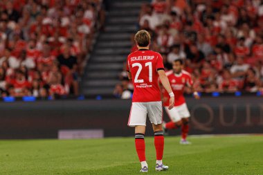 Andreas Schjelderup, Şampiyonlar Ligi üçüncü tur eleme maçında SL Benfica ve OGC Nice (Maciej Rogowski) arasında görüldü.)