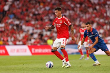 Enzo Barrenechea Şampiyonlar Ligi üçüncü tur eleme maçında SL Benfica ve OGC Nice (Maciej Rogowski) arasında görüldü.)