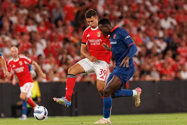 Henrique Araujo ve Abdulay Juma Ba