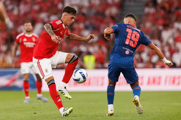 Enzo Barrenechea ve Badredine Bouanani Şampiyonlar Ligi üçüncü tur eleme maçında SL Benfica ve OGC Nice (Maciej Rogowski)