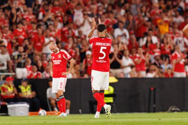 Enzo Barrenechea Şampiyonlar Ligi üçüncü tur eleme maçında SL Benfica ve OGC Nice (Maciej Rogowski) arasında görüldü.)