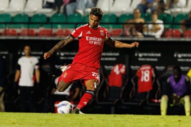 Richard Rios, Liga Portekiz maçı sırasında Estrela Amadora ve SL Benfica takımları arasında Estadio Jose Gomes 'de (Maciej Rogowski)