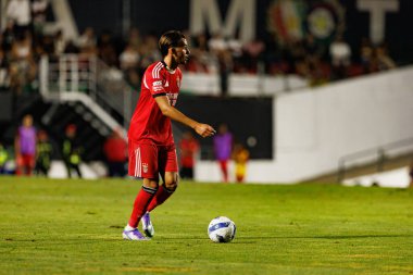 Amar Dediç, Liga Portekiz maçı sırasında Estrela Amadora ve SL Benfica takımları arasında Estadio Jose Gomes 'de (Maciej Rogowski)