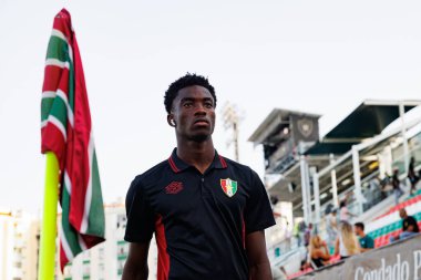 Joao Moises Gastao, Liga Portekiz maçı sırasında Estrela Amadora ve SL Benfica takımları arasında Estadio Jose Gomes 'de (Maciej Rogowski)