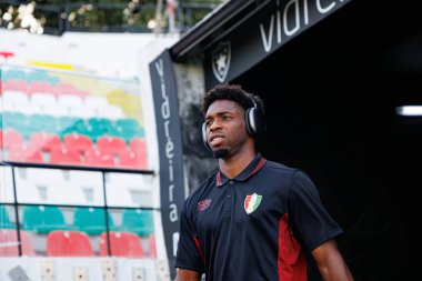 Abraham Marcus, Liga Portekiz maçı sırasında Estrela Amadora ve SL Benfica takımları arasında Estadio Jose Gomes 'de (Maciej Rogowski)