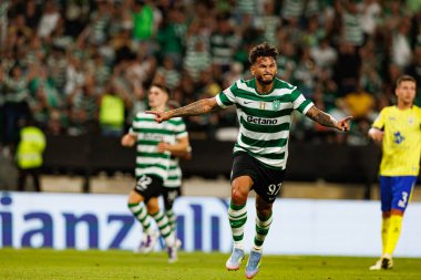 Luis Suarez, Liga Portekiz maçında Estadio Jose Alvalade (Maciej Rogowski) takımları arasında attığı golü kutlarken görüldü.)