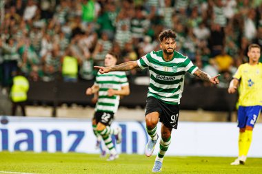 Luis Suarez, Liga Portekiz maçında Estadio Jose Alvalade (Maciej Rogowski) takımları arasında attığı golü kutlarken görüldü.)