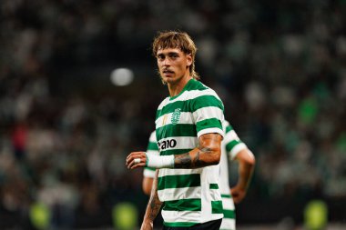 Ricardo Mangas, Liga Portekiz maçında Estadio Jose Alvalade (Maciej Rogowski) takımları arasında attığı golü kutlarken görüldü.)