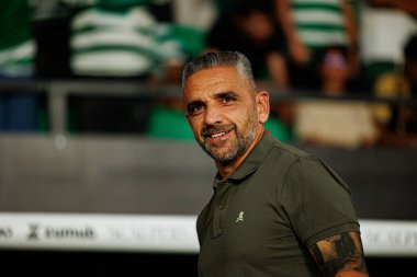 Liga Portekiz maçı sırasında Estadio Jose Alvalade 'de (Maciej Rogowski) Sporting CP ve FC Arouca takımları arasında Rui Borges görüldü.)