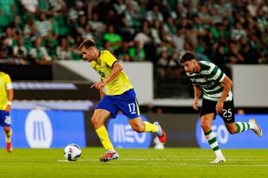 Goncalo Inacio ve Ivan Barbero, Liga Portekiz maçı sırasında Estadio Jose Alvalade 'de (Maciej Rogowski) Sporting CP ve FC Arouca takımları arasında görüldü.)