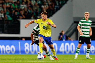 Goncalo Inacio ve Ivan Barbero, Liga Portekiz maçı sırasında Estadio Jose Alvalade 'de (Maciej Rogowski) Sporting CP ve FC Arouca takımları arasında görüldü.)