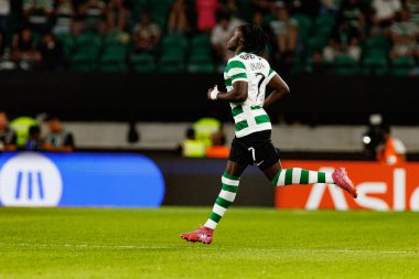 Estadio Jose Alvalade 'de (Maciej Rogowski) Sporting CP ve FC Arouca takımları arasında oynanan Liga Portekiz maçı sırasında görülen Geovany Quenda)