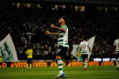 Luis Suarez, Liga Portekiz maçında Estadio Jose Alvalade (Maciej Rogowski) takımları arasında attığı golü kutlarken görüldü.)