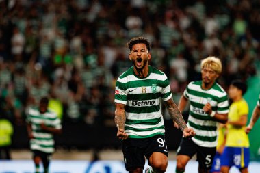 Luis Suarez, Liga Portekiz maçında Estadio Jose Alvalade (Maciej Rogowski) takımları arasında attığı golü kutlarken görüldü.)