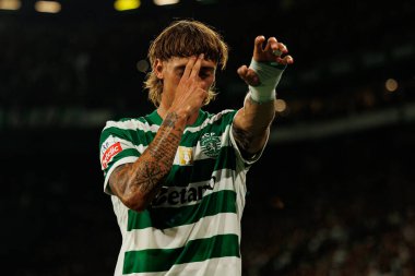 Ricardo Mangas, Liga Portekiz maçında Estadio Jose Alvalade (Maciej Rogowski) takımları arasında attığı golü kutlarken görüldü.)