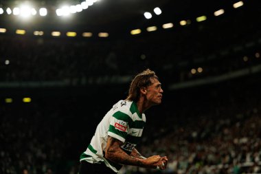 Ricardo Mangas, Liga Portekiz maçında Estadio Jose Alvalade (Maciej Rogowski) takımları arasında attığı golü kutlarken görüldü.)