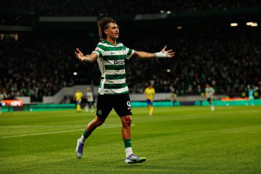 Ricardo Mangas, Liga Portekiz maçında Estadio Jose Alvalade (Maciej Rogowski) takımları arasında attığı golü kutlarken görüldü.)