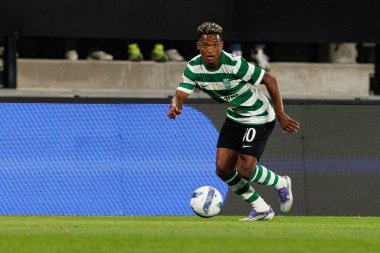 Estadio Jose Alvalade 'de (Maciej Rogowski) Sporting CP ve FC Arouca takımları arasında oynanan Liga Portekiz maçı sırasında görülen Geny Catamo)