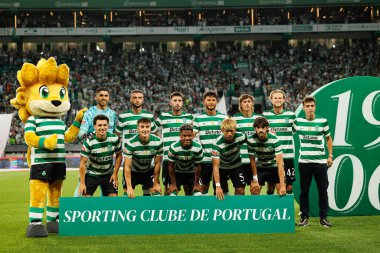 Liga Portekiz maçı sırasında Estadio Jose Alvalade 'de (Maciej Rogowski) Sportif CP ve FC Arouca takımları arasında spor takımı görüldü.)