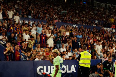 Lamine Yamal, Estadio Ciudad de Valencia (Maciej Rogowski) takımları arasında LaLiga EA SPORTS maçında UD Levante ve FC Barcelona takımları arasında gol üstüne gol atarken görüldü.)