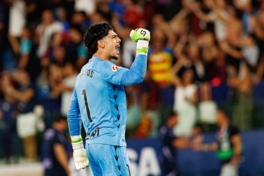 Pablo Cunat Campos, Estadio Ciudad de Valencia 'daki UD Levante ve FC Barcelona takımları arasında LaLiga EA SPORTS maçı sırasında görüldü (Maciej Rogowski)