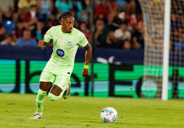 Raphinha, UD Levante ve FC Barcelona takımları arasında Estadio Ciudad de Valencia 'da (Maciej Rogowski)